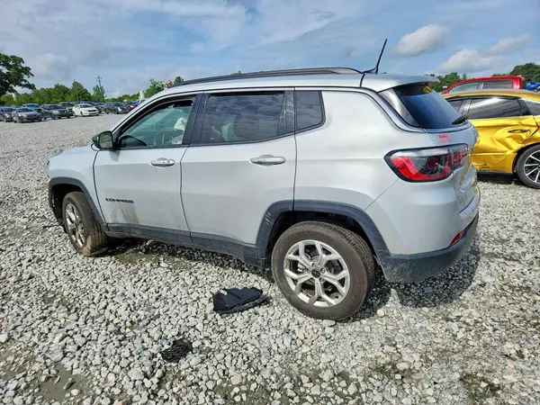 3C4NJDBN2ST522167 2025 JEEP COMPASS - Image 2