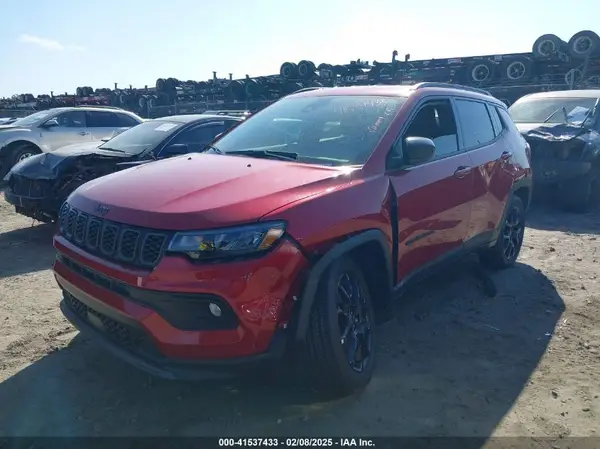 3C4NJDBN2ST532178 2025 JEEP COMPASS - Image 2