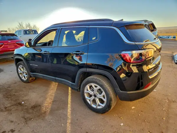 3C4NJDBN2ST547442 2025 JEEP COMPASS - Image 2