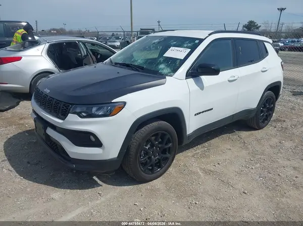 3C4NJDBN2ST569067 2025 JEEP COMPASS - Image 2