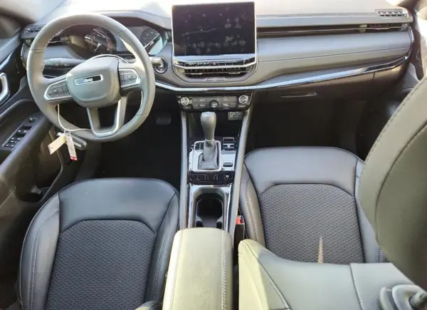 3C4NJDBN2ST569201 2025 JEEP COMPASS - Image 8