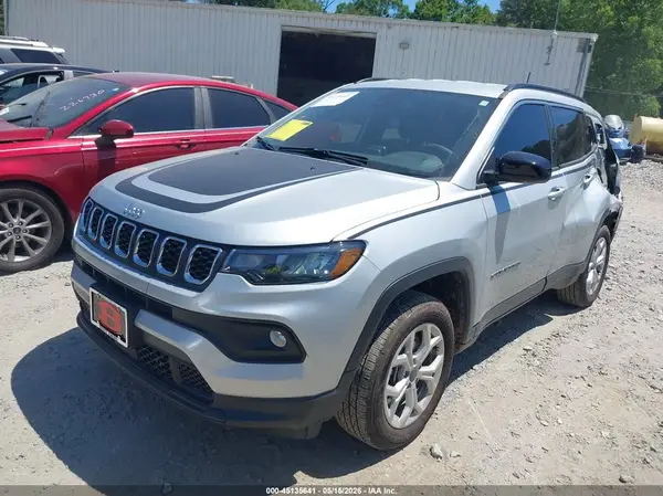 3C4NJDBN2ST579789 2025 JEEP COMPASS - Image 2