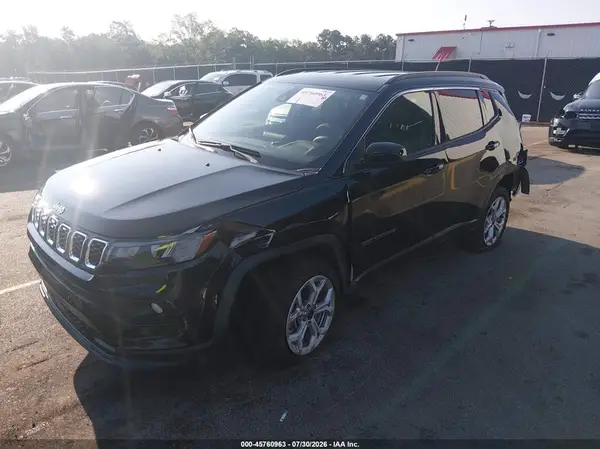 3C4NJDBN2ST587732 2025 JEEP COMPASS - Image 2