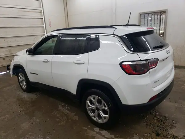 3C4NJDBN2ST598214 2025 JEEP COMPASS - Image 2