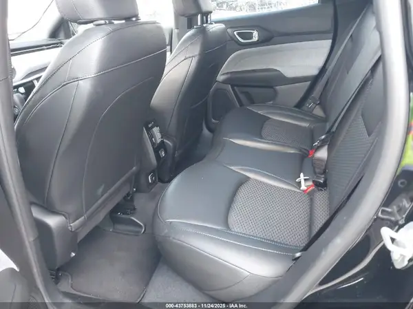 3C4NJDBN2ST603668 2025 JEEP COMPASS - Image 8