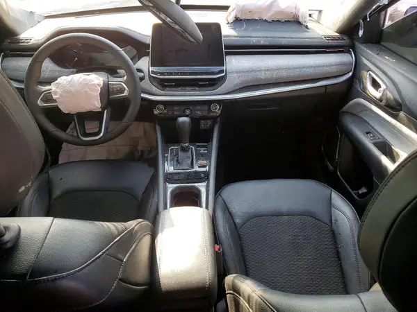 3C4NJDBN2ST610362 2025 JEEP COMPASS - Image 8