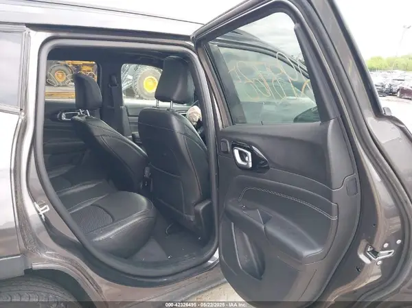 3C4NJDBN3PT529975 2023 JEEP COMPASS - Image 8