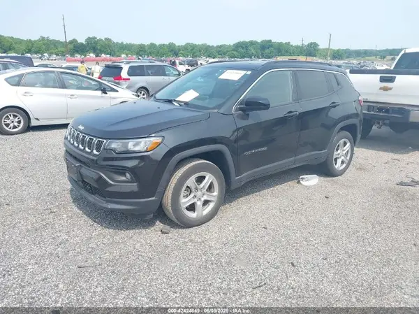 3C4NJDBN3PT531113 2023 JEEP COMPASS - Image 2