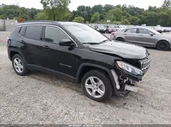 3C4NJDBN3PT560398 2023 JEEP COMPASS