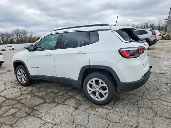 3C4NJDBN3RT112486 2024 JEEP COMPASS - Image 2