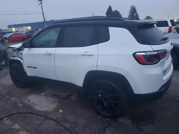 3C4NJDBN3RT133628 2024 JEEP COMPASS - Image 2
