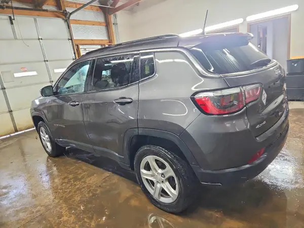 3C4NJDBN3RT579651 2024 JEEP COMPASS - Image 2