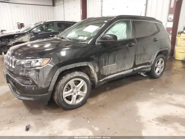 3C4NJDBN3RT582615 2024 JEEP COMPASS - Image 2
