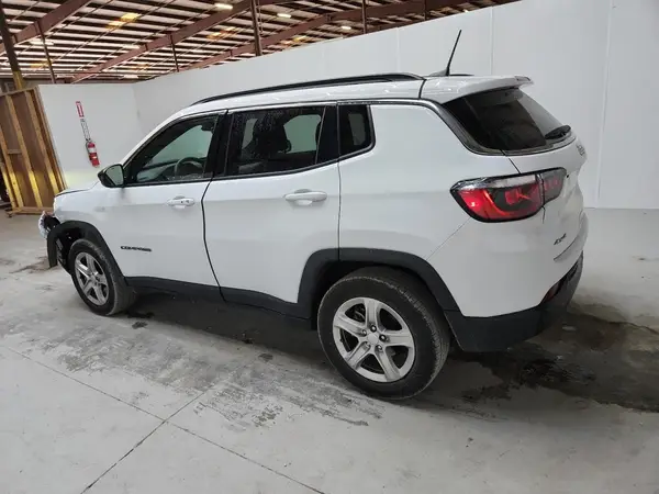 3C4NJDBN3RT606699 2024 JEEP COMPASS - Image 2