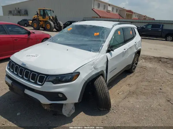 3C4NJDBN3RT607139 2024 JEEP COMPASS - Image 2