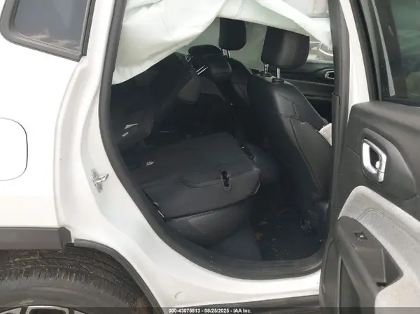 3C4NJDBN3RT607139 2024 JEEP COMPASS - Image 8