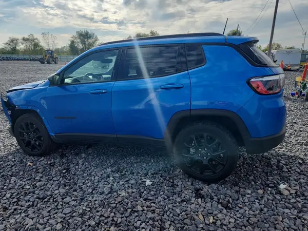 3C4NJDBN3ST501926 2025 JEEP COMPASS - Image 2