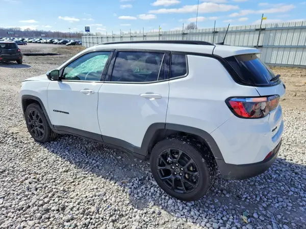 3C4NJDBN3ST516166 2025 JEEP COMPASS - Image 2