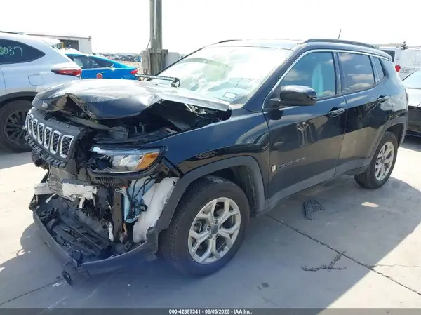 3C4NJDBN3ST529564 2025 JEEP COMPASS - Image 2