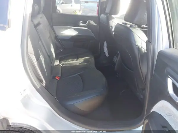 3C4NJDBN3ST529662 2025 JEEP COMPASS - Image 8