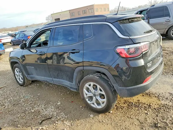 3C4NJDBN3ST534067 2025 JEEP COMPASS - Image 2