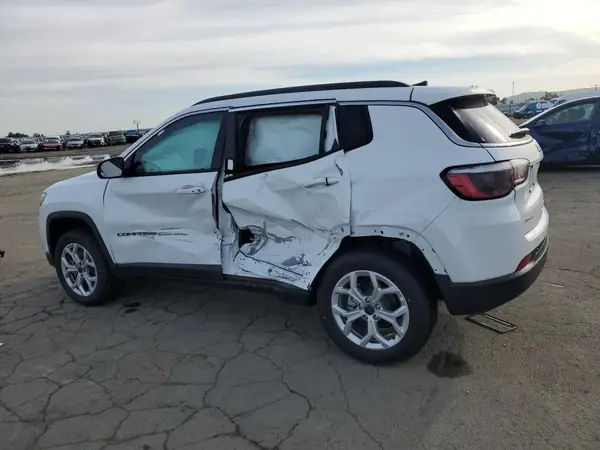 3C4NJDBN3ST552276 2025 JEEP COMPASS - Image 2