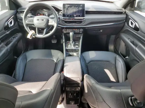 3C4NJDBN3ST553282 2025 JEEP COMPASS - Image 8
