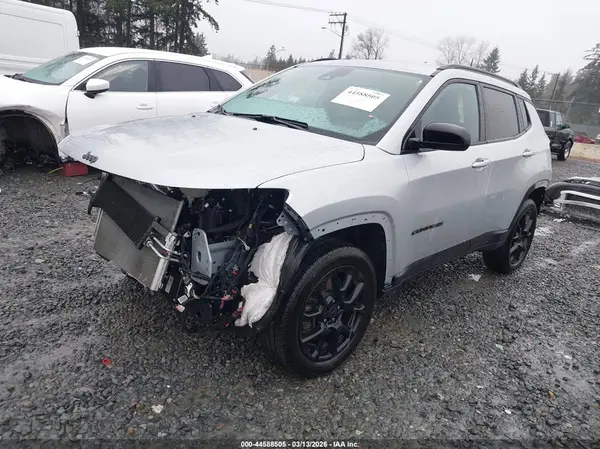 3C4NJDBN3ST560748 2025 JEEP COMPASS - Image 2