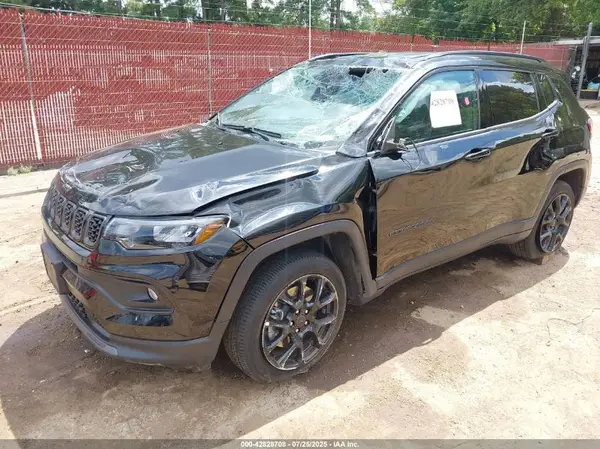 3C4NJDBN3ST566839 2025 JEEP COMPASS - Image 2