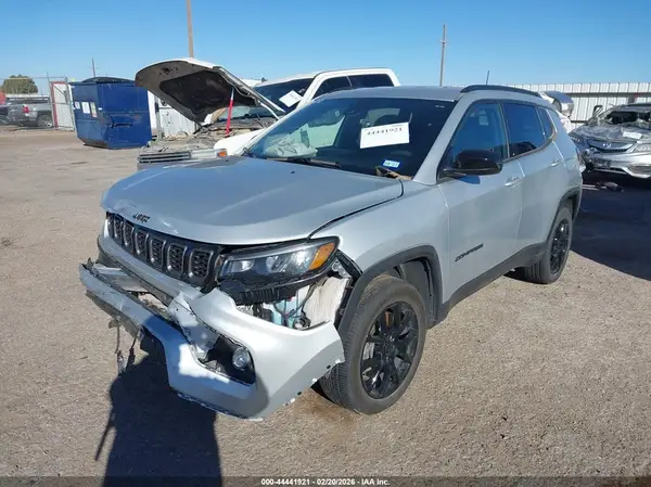 3C4NJDBN3ST587058 2025 JEEP COMPASS - Image 2