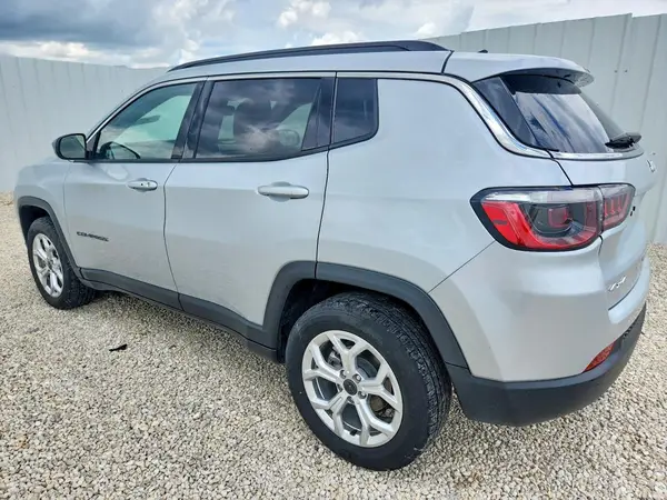 3C4NJDBN3ST592860 2025 JEEP COMPASS - Image 2