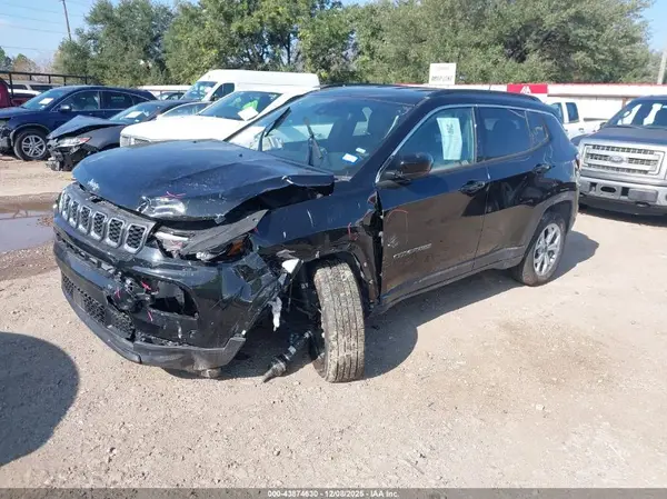 3C4NJDBN3ST603744 2025 JEEP COMPASS - Image 2