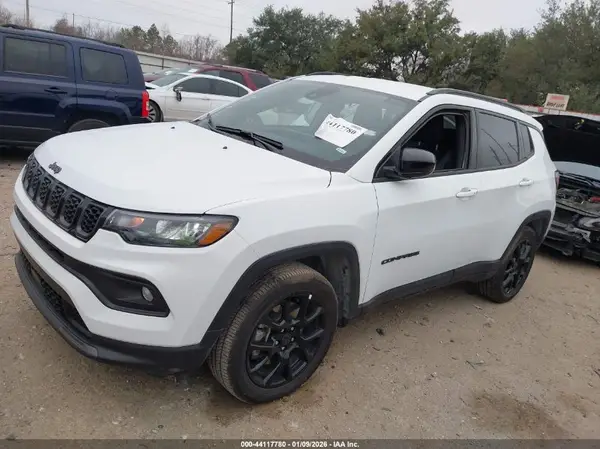 3C4NJDBN3ST606143 2025 JEEP COMPASS - Image 2