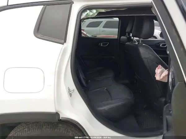 3C4NJDBN3ST606143 2025 JEEP COMPASS - Image 8