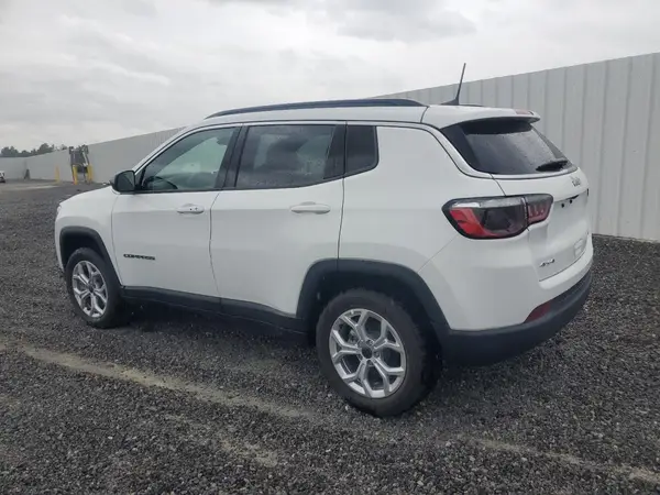 3C4NJDBN3ST616803 2025 JEEP COMPASS - Image 2