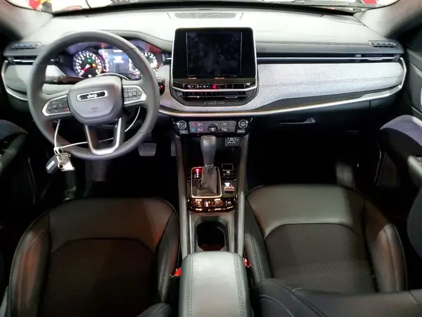 3C4NJDBN3ST617045 2025 JEEP COMPASS - Image 8