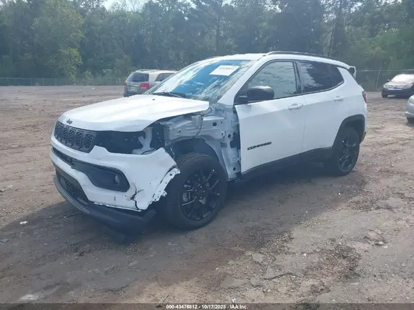 3C4NJDBN3ST624366 2025 JEEP COMPASS - Image 2
