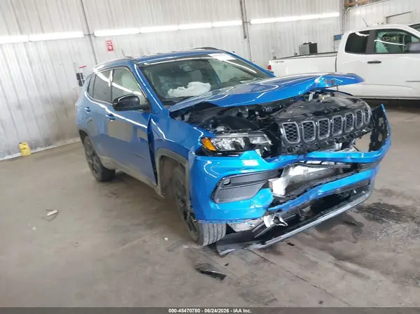 3C4NJDBN3TT152722 2026 JEEP COMPASS - Image 1