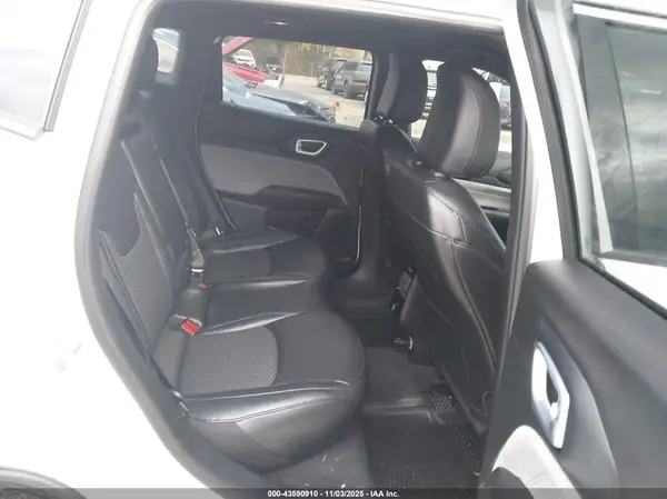 3C4NJDBN4PT516880 2023 JEEP COMPASS - Image 8