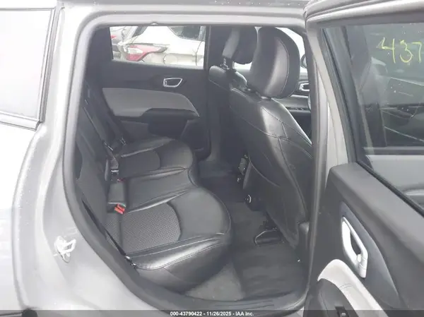 3C4NJDBN4PT531086 2023 JEEP COMPASS - Image 8
