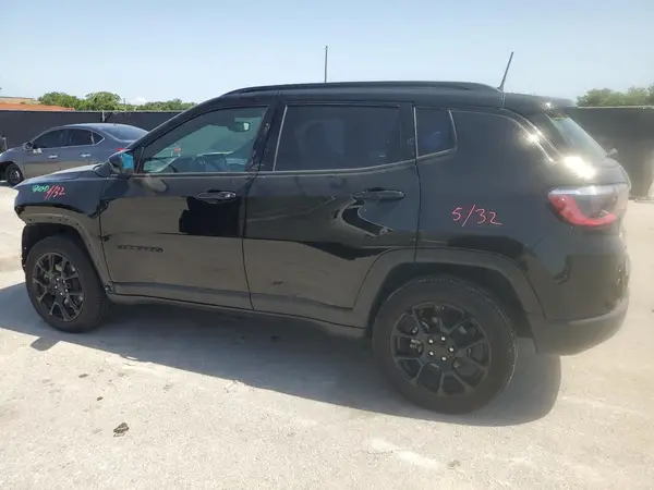 3C4NJDBN4PT545862 2023 JEEP COMPASS - Image 2