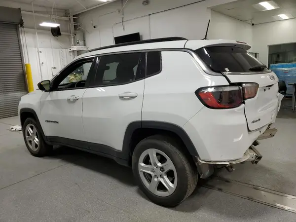 3C4NJDBN4PT552925 2023 JEEP COMPASS - Image 2