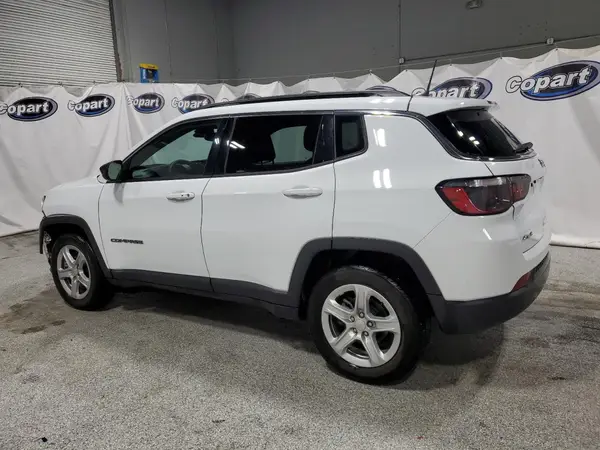 3C4NJDBN4PT552987 2023 JEEP COMPASS - Image 2