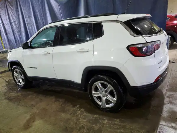 3C4NJDBN4PT553038 2023 JEEP COMPASS - Image 2
