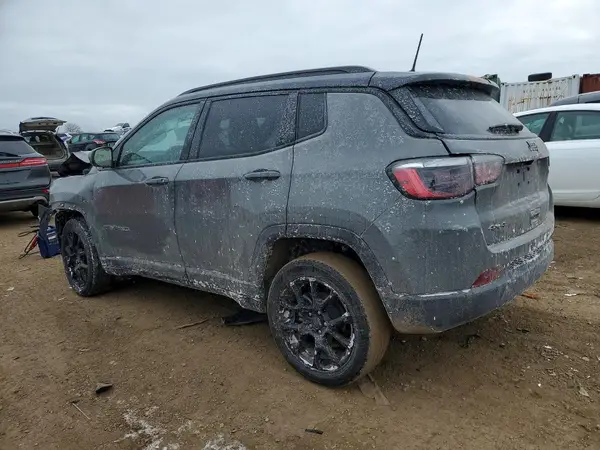 3C4NJDBN4PT559986 2023 JEEP COMPASS - Image 2