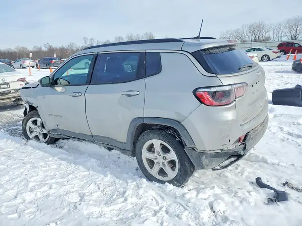 3C4NJDBN4PT560040 2023 JEEP COMPASS - Image 2