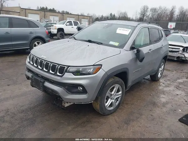 3C4NJDBN4PT560247 2023 JEEP COMPASS - Image 2