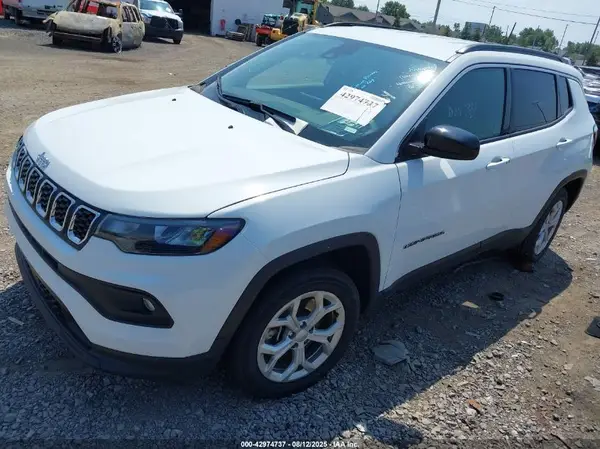 3C4NJDBN4RT100721 2024 JEEP COMPASS - Image 2