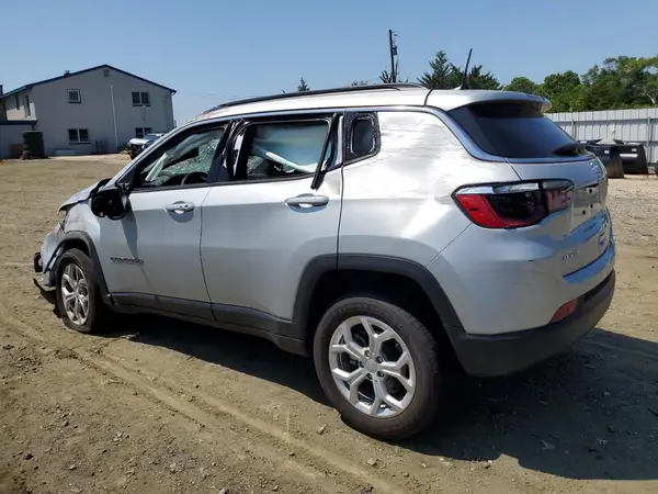 3C4NJDBN4RT107281 2024 JEEP COMPASS - Image 2