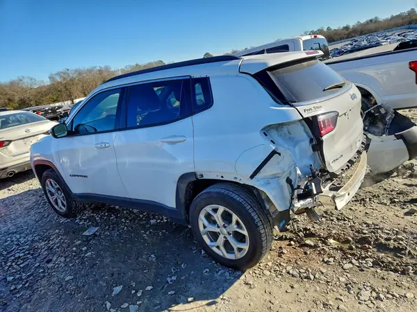 3C4NJDBN4RT109340 2024 JEEP COMPASS - Image 2